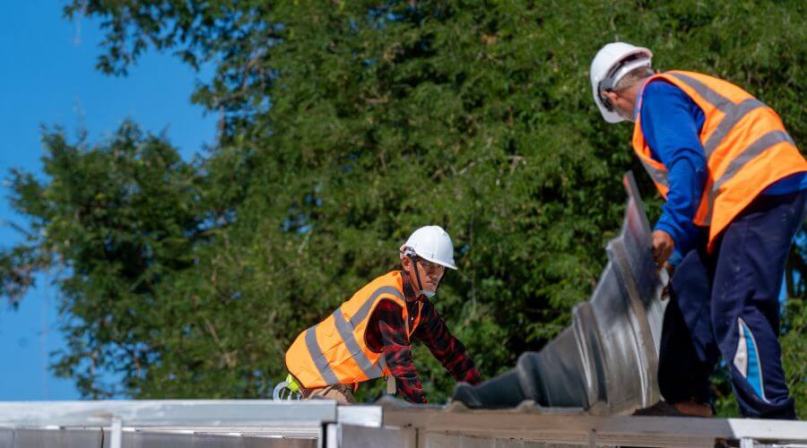 Expert top industrial roofings services in La Joya, NM
